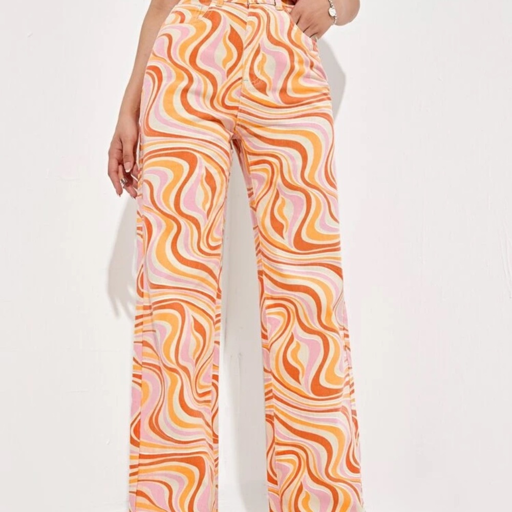 These are the “Allover print high waist wide leg jeans” from shein, size medium.